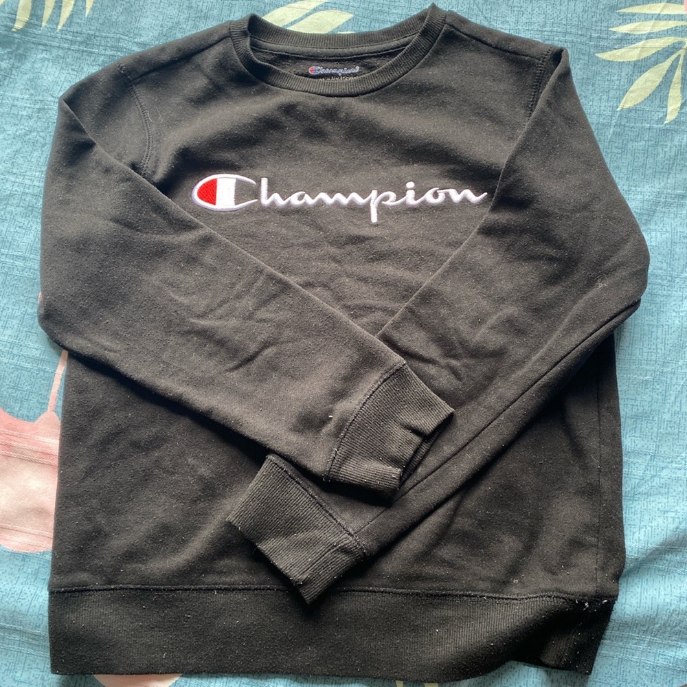 black champion crewneck